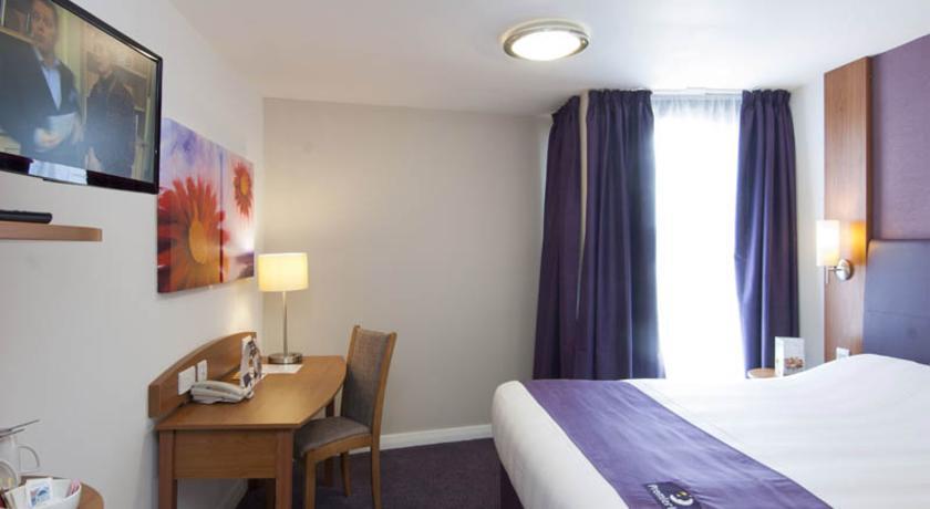 Premier Inn Uttoxeter Zimmer foto