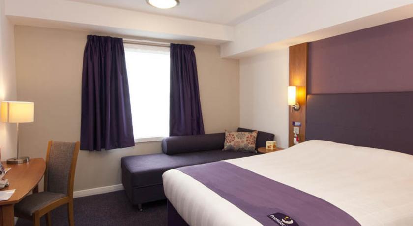 Premier Inn Uttoxeter Exterior foto