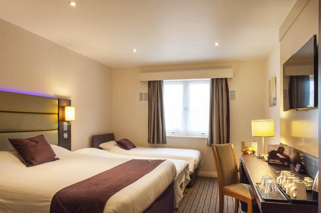 Premier Inn Uttoxeter Exterior foto